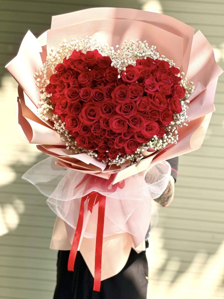 Bó hoa trái tim đẹp tại Sông Cầu Phú Yên