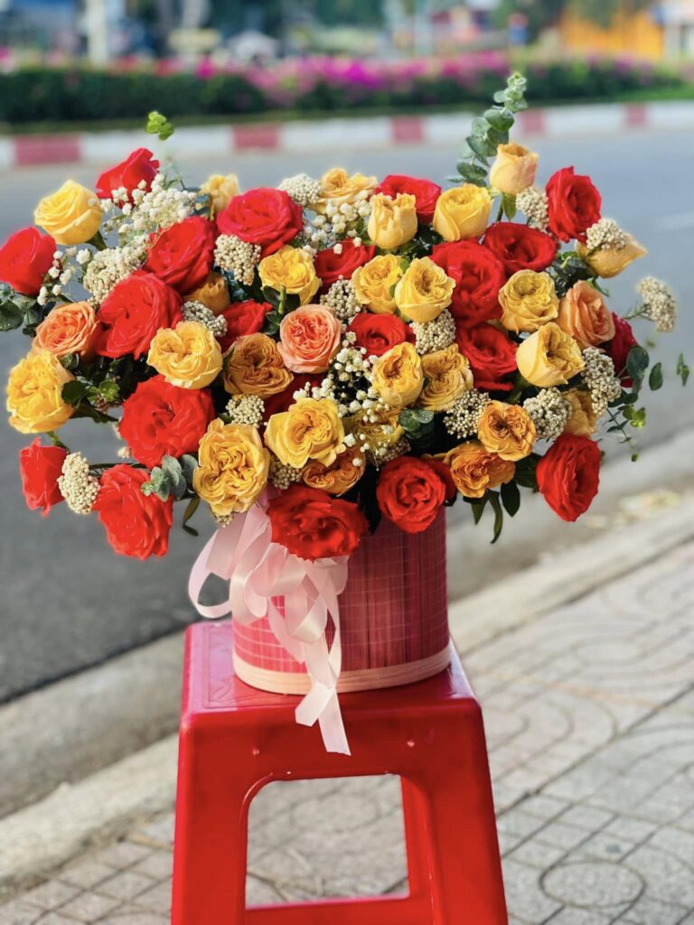 Giỏ hoa chúc mừng tại Quận 2