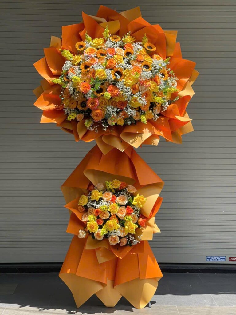 Hoa khai trương tại Sơn Trà